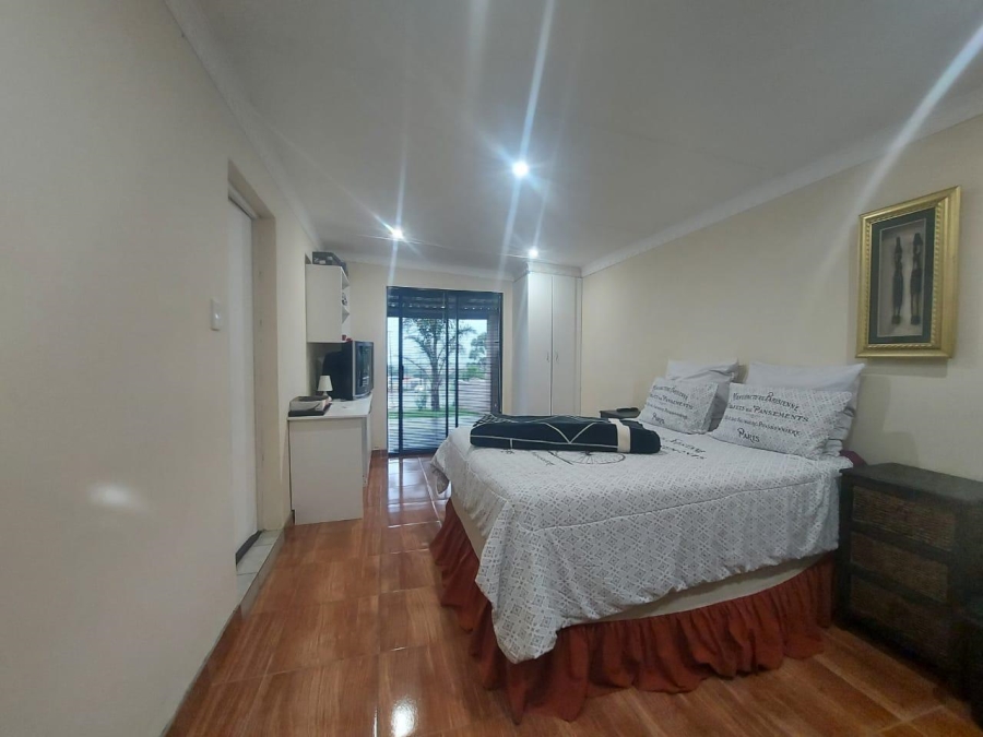 3 Bedroom Property for Sale in Kidds Beach Eastern Cape